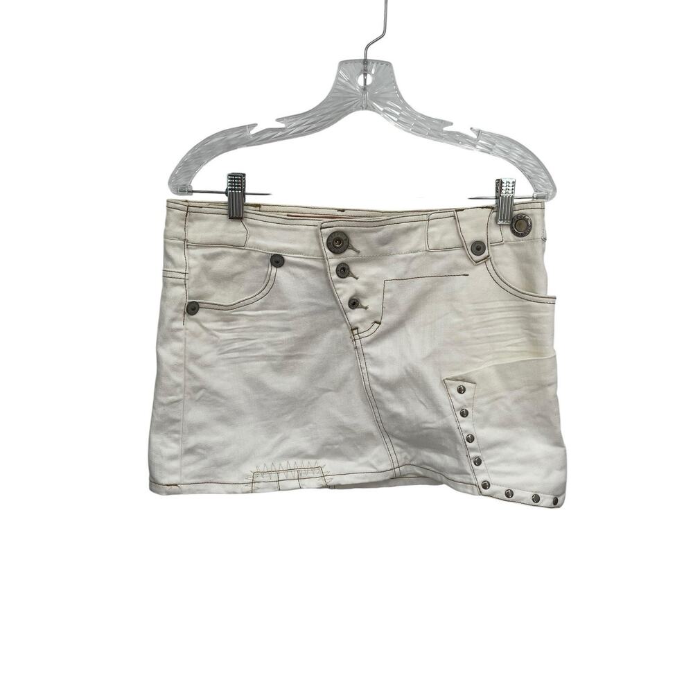 Vintage Y2K Apple Bottom Jeans Mini Skirt Embroidered White Denim Size 7 / 8 - Picture 2 of 12